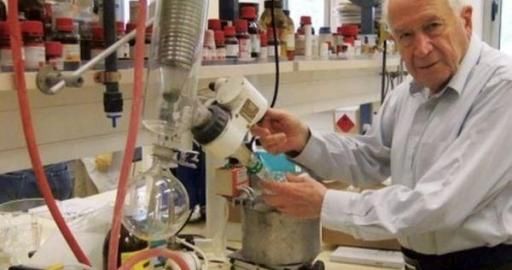 Mechoulam: “Anandamide prevents the adhesion of Candida”